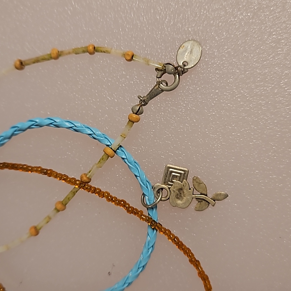 Lot of 9 pc. of 2 necklaces 1 earring 6 bracelets bag #1 faux wood tan natural - Picture 5 of 11